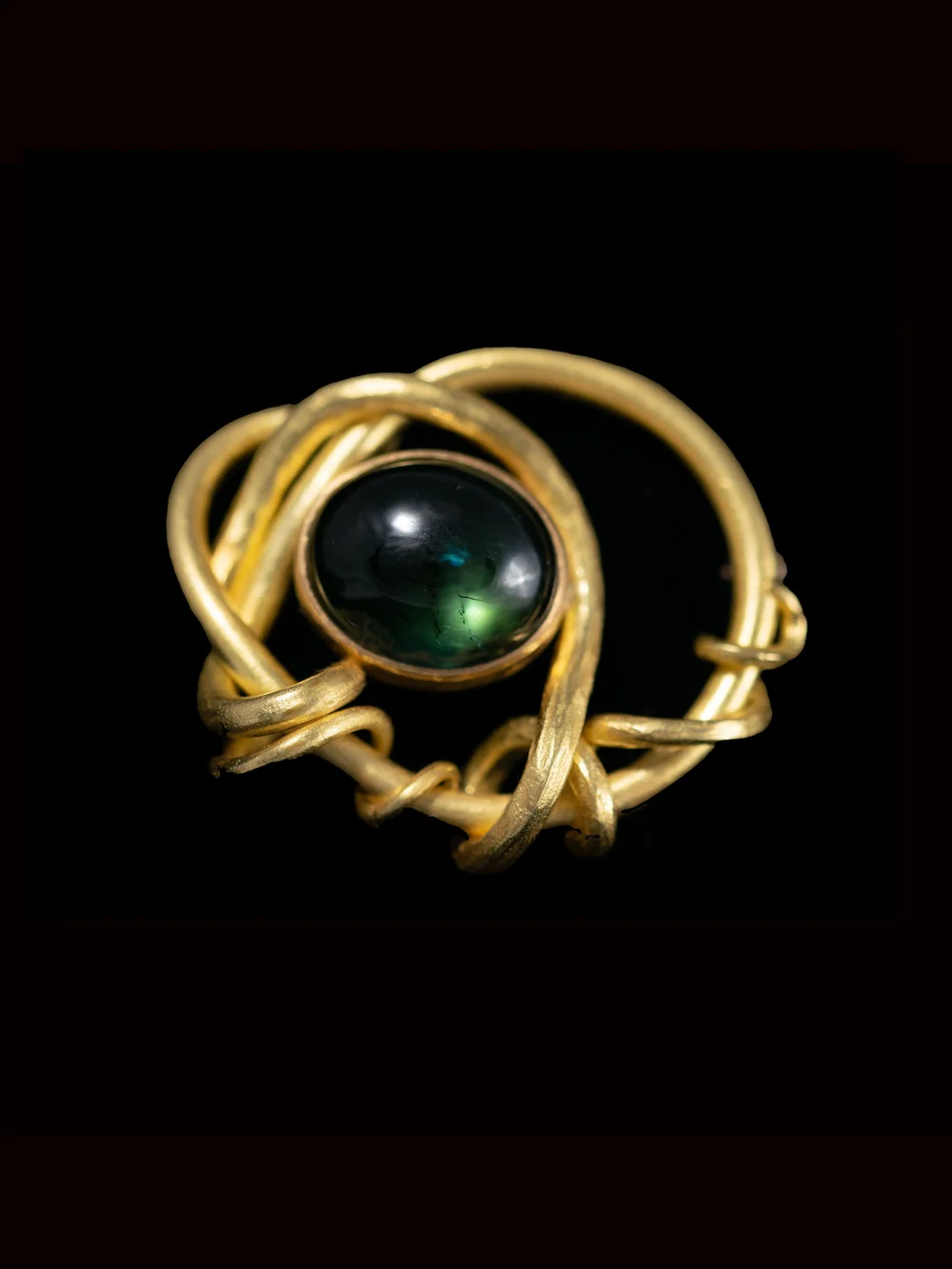 Cabochon Tourmaline & Vine Brooch