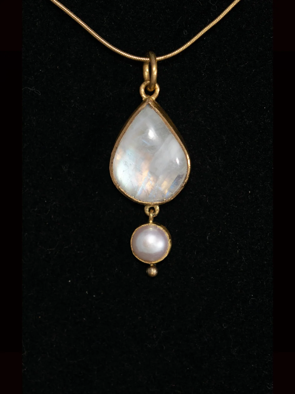 Moonstone & White Pearl Pendant 