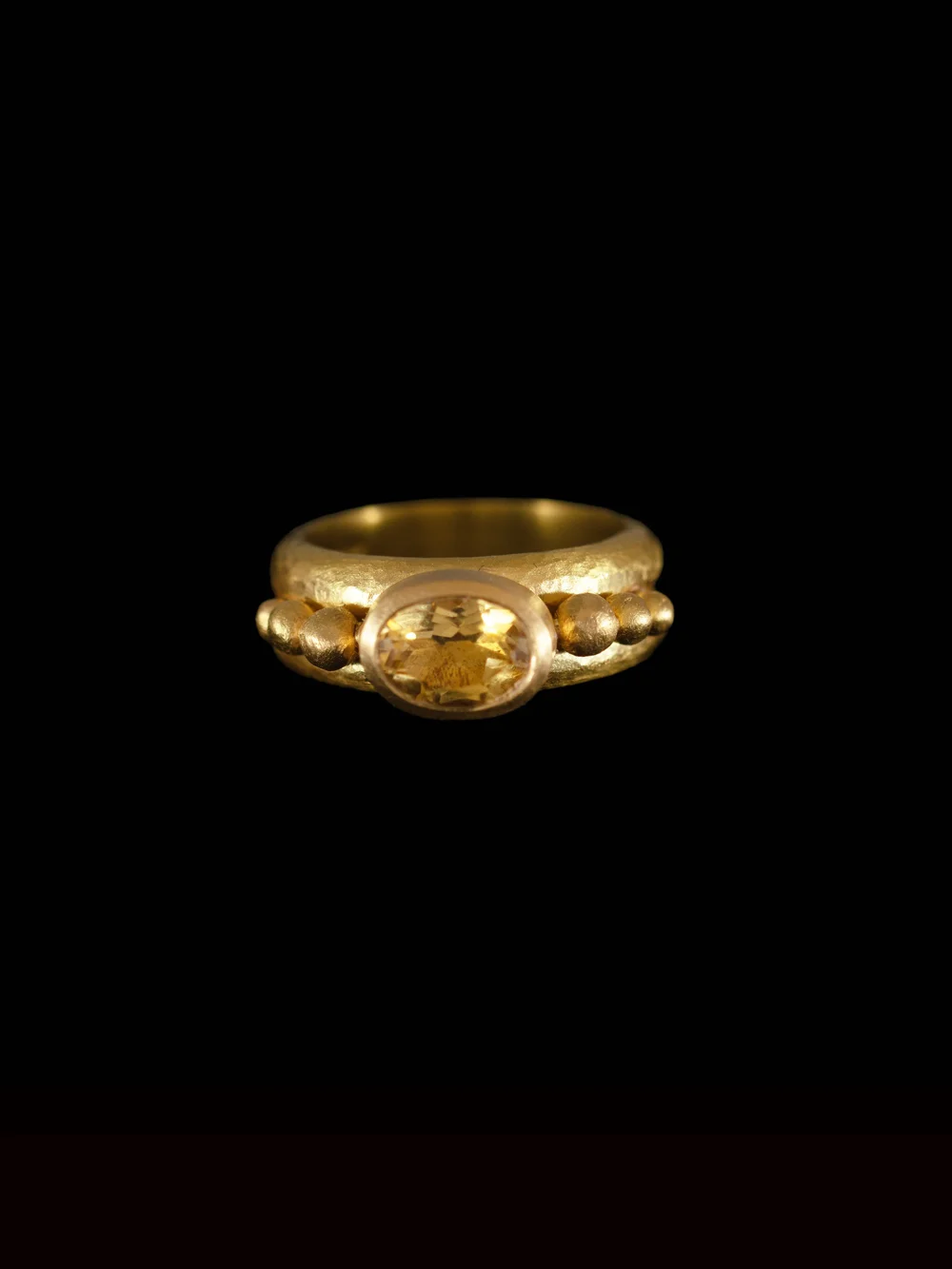 Citrine & 22ct Gold Ring