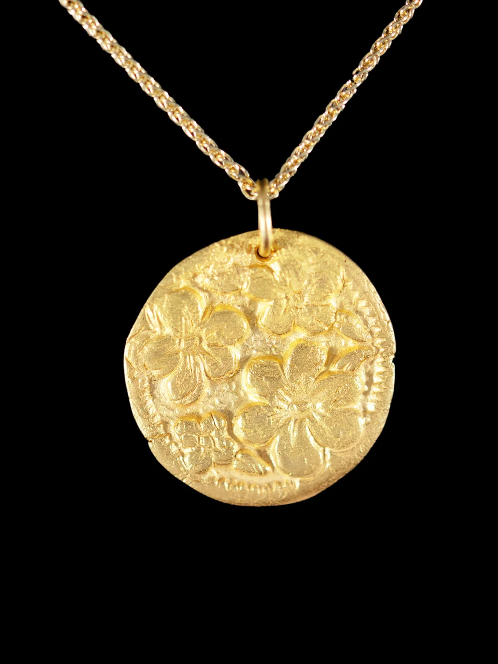 Forget-Me-Not Gold Pendant 