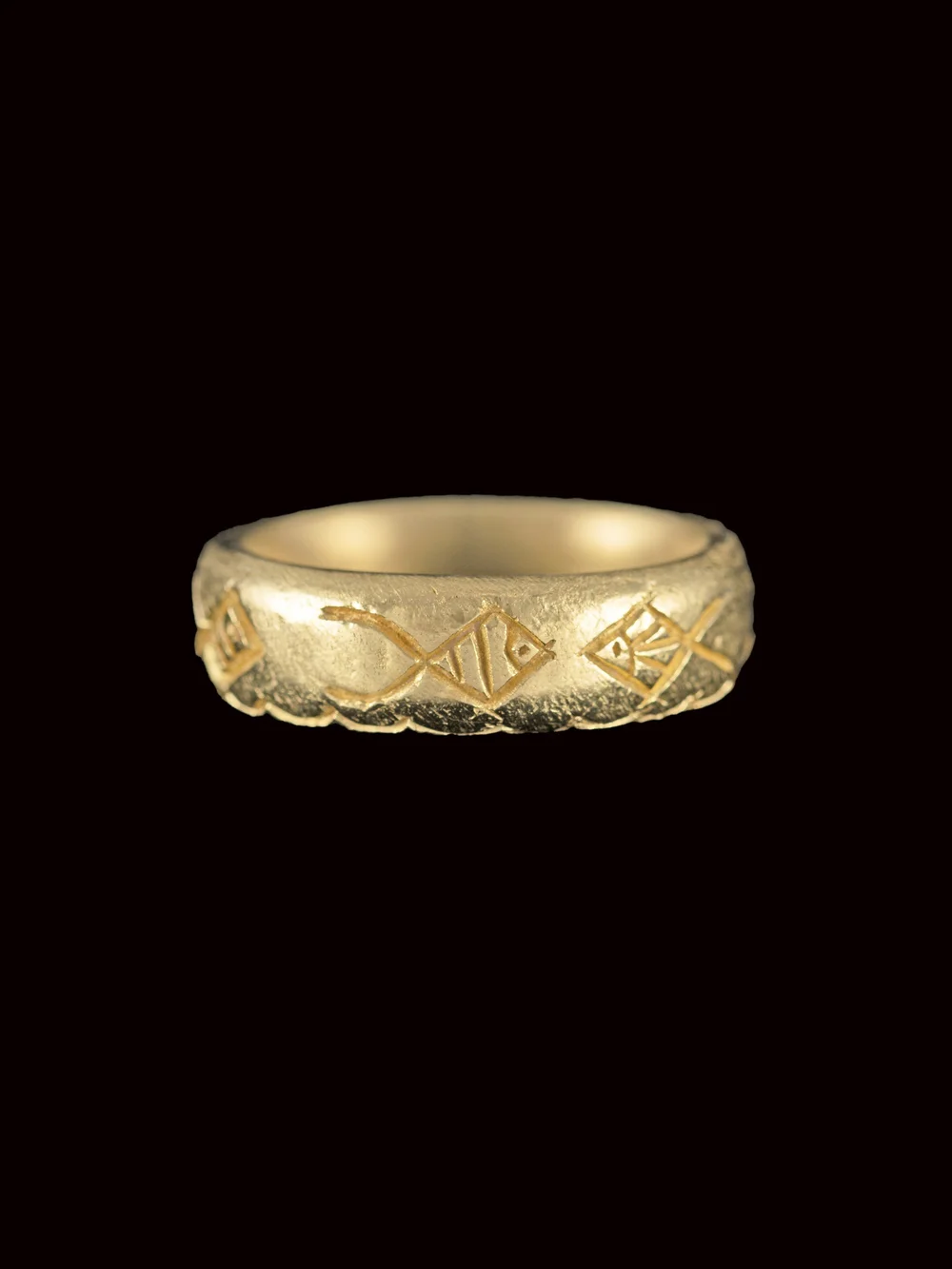 Carved Fish Gold Ring