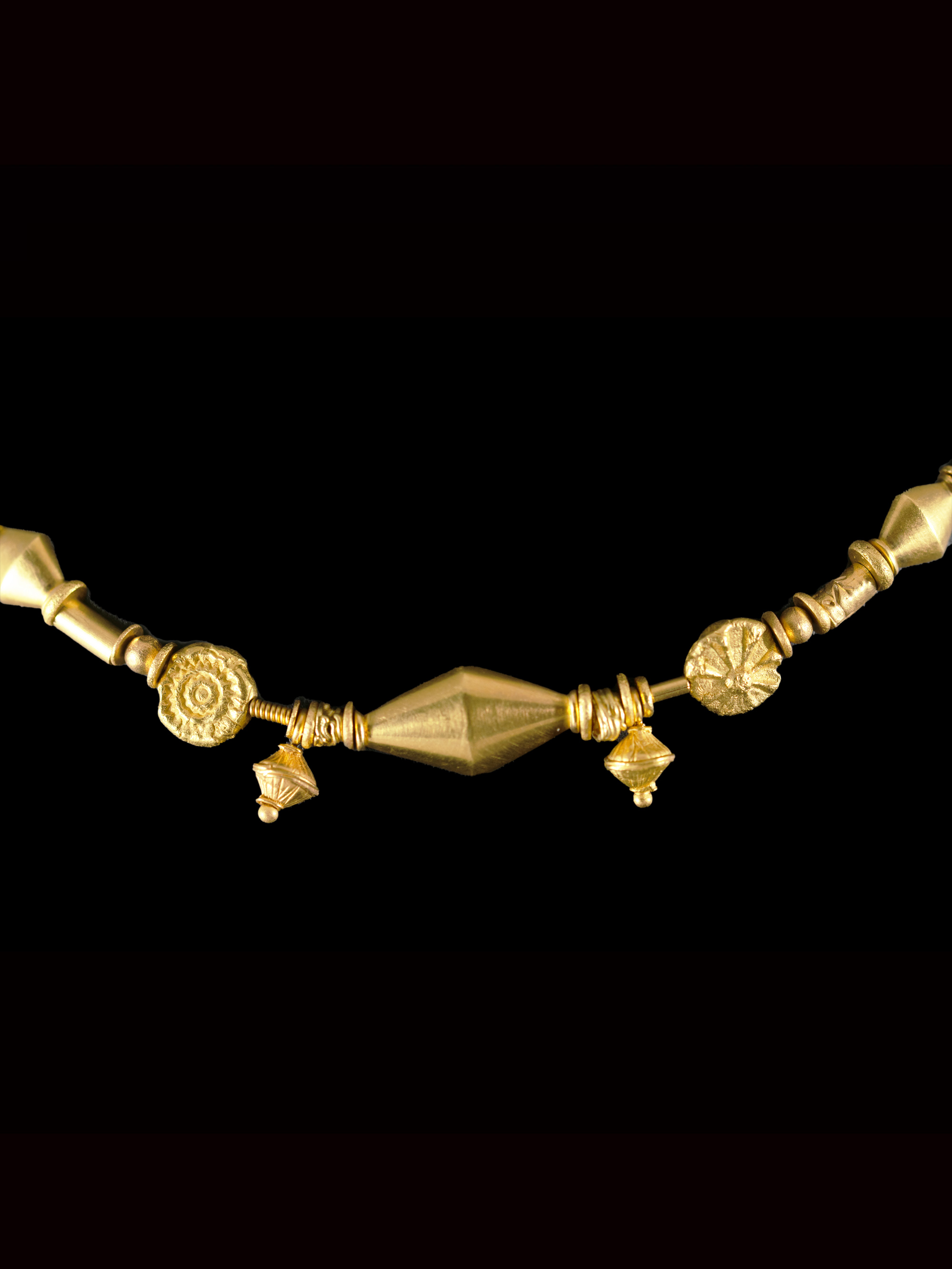 Handcrafted 22ct gold jewellery by London goldsmith Polly Gasston